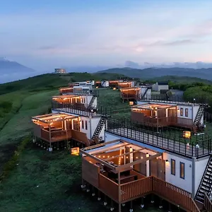 ヴィラ The Glamping 箱根十国峠, 宮加三